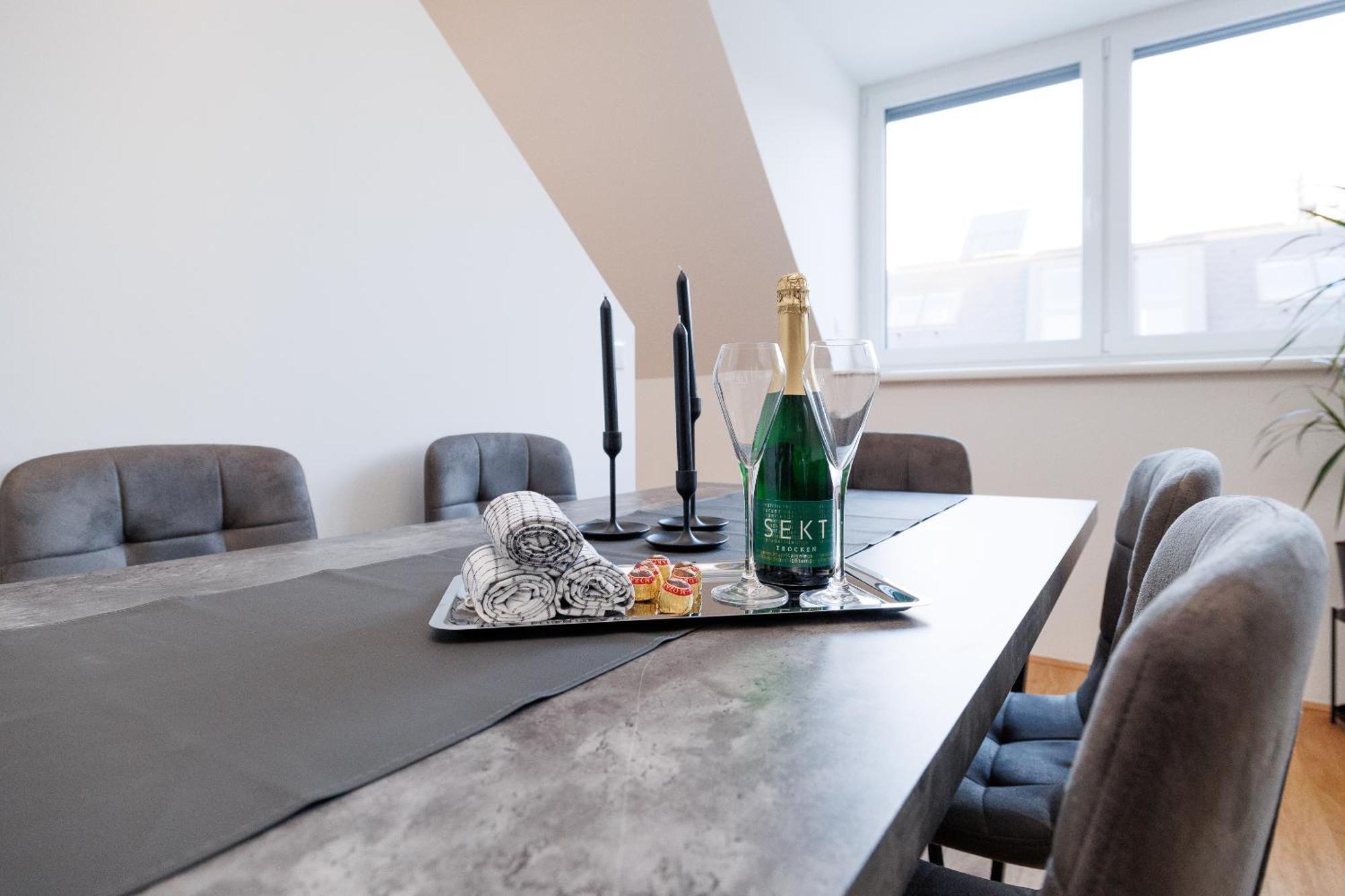 Symphony Apartments 41 - Modern Loft With Terrace And Grill In Central Location Vienne Extérieur photo