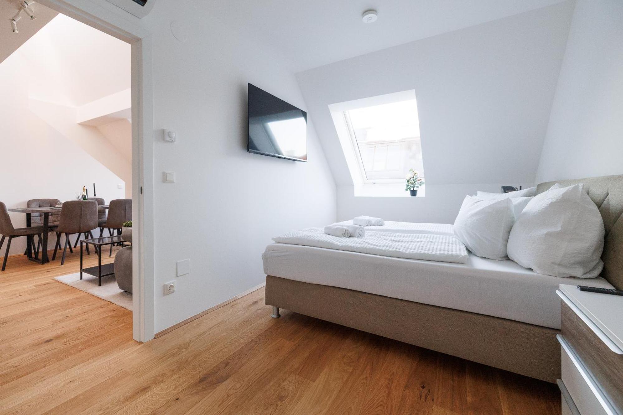 Symphony Apartments 41 - Modern Loft With Terrace And Grill In Central Location Vienne Extérieur photo